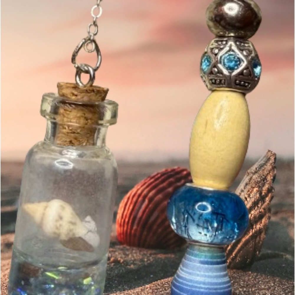 Beaded Beach Key Chain - Picture 4 of 6
